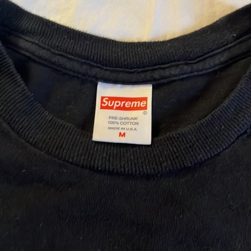 Supreme - Picture 2 of 2